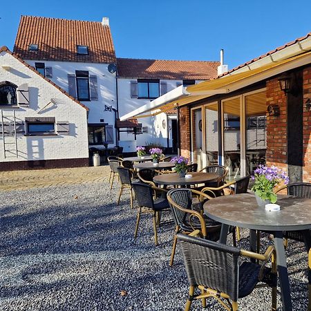 B&B De Kroonhoeve Beringen Exterior foto