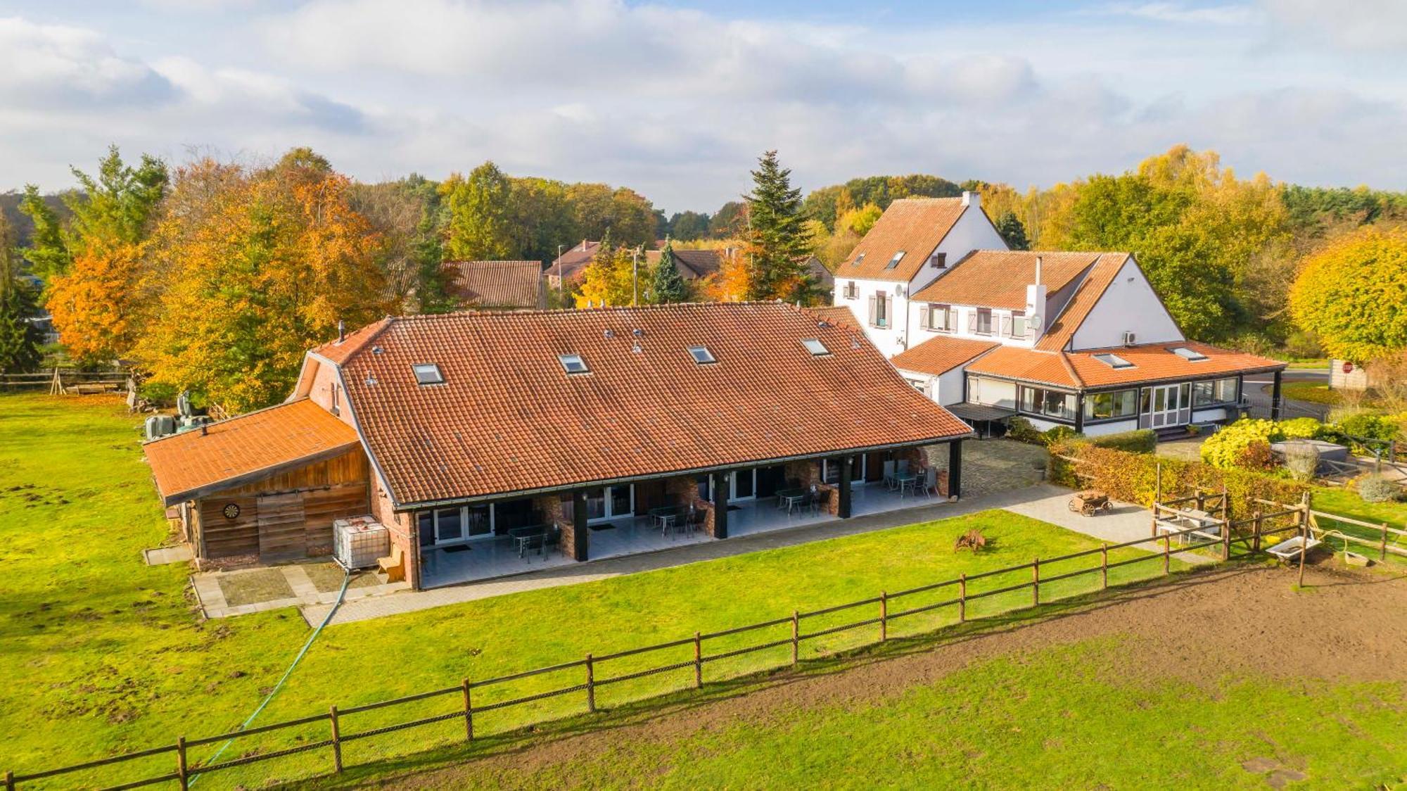 B&B De Kroonhoeve Beringen Exterior foto