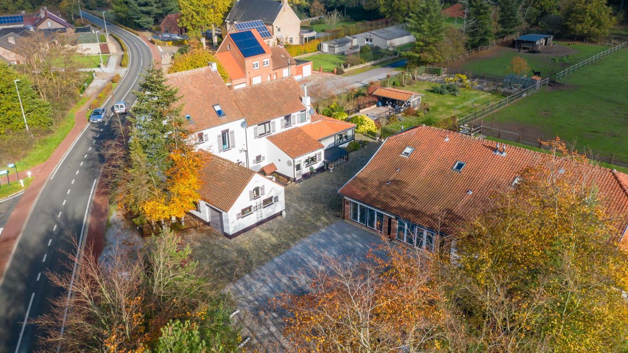 B&B De Kroonhoeve Beringen Exterior foto